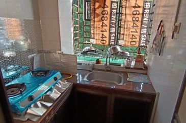 Taman Pulai Utama Flat