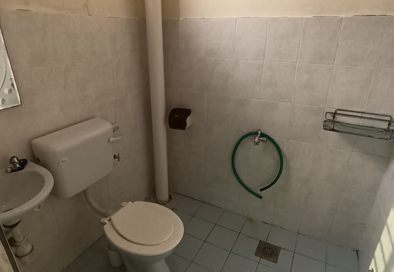 Taman Pulai Utama Flat