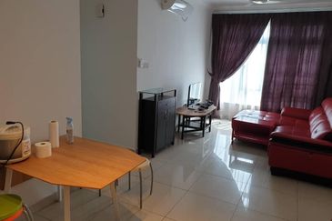 Golden Sands Seaview Residence