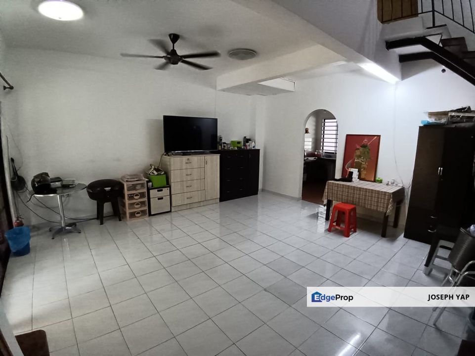 TAMAN NUSA PERINTIS, ROOM for RENT @ Included 🌟 Water usage, Johor, Gelang Patah