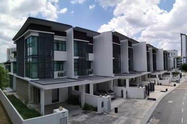 Cristal Serin Residence