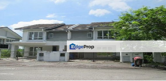 2 2/1 -Storey Intermediate Terrace House at Taman Meranti Aman, Puchong, Selangor, Puchong