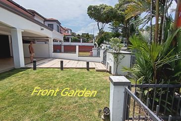 Tropicana Golf & Country Resort