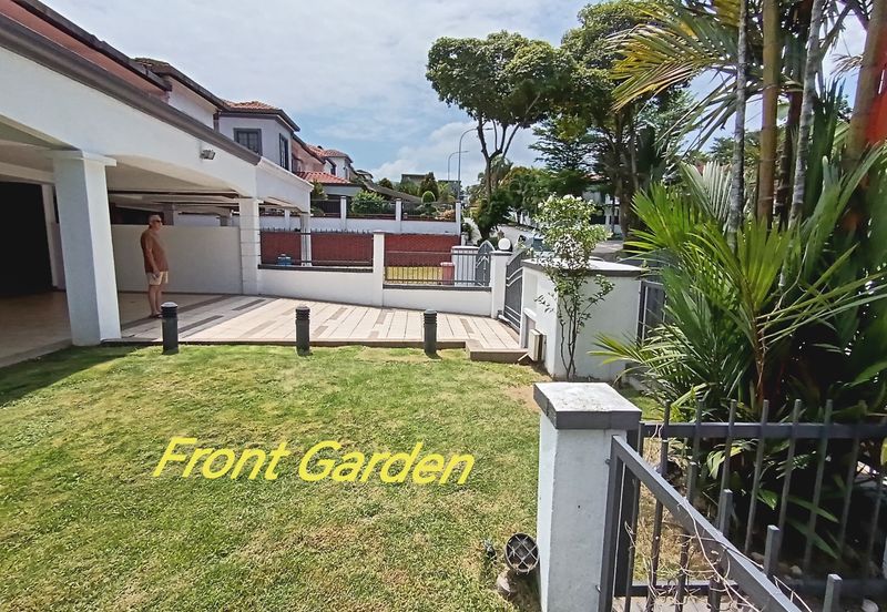 Tropicana Golf & Country Resort