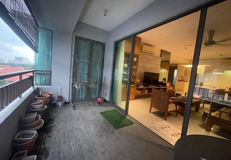 Ara Hill Condominium