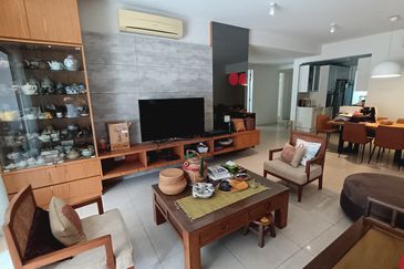 Ara Hill Condominium
