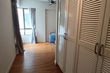 Ara Hill Condominium