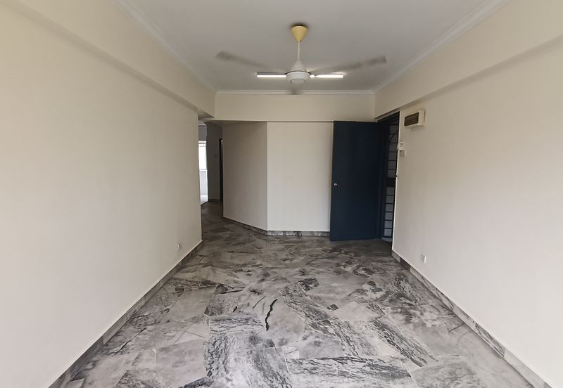 Makmur Apartment, Taman Sri Subang