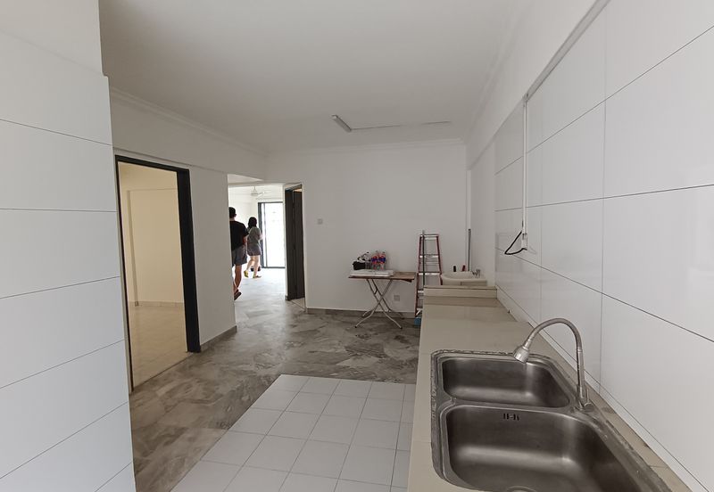 Makmur Apartment, Taman Sri Subang