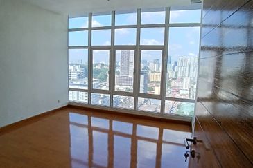 Dua Sentral Residential Tower