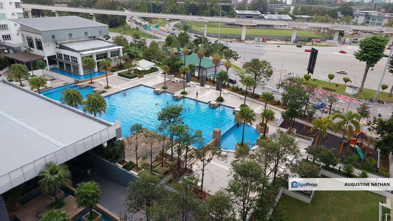 Sterling Condominium, Kelana Jaya, Selangor - Pool view low floor, Selangor, Kelana Jaya