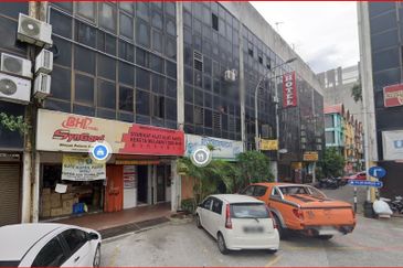 TAMAN MELAWATI  4 Storey Shop-Office  (FREEHOLD) For Sale