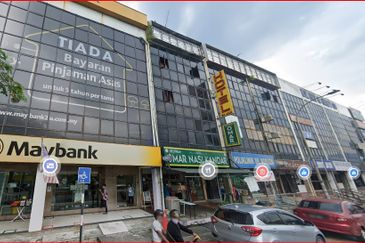 TAMAN MELAWATI  4 Storey Shop-Office  (FREEHOLD) For Sale