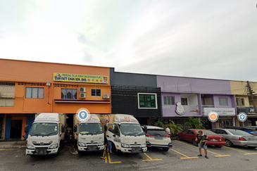 Taman Cheras Makmur 2 Storey FREEHOLD Shop For Sale