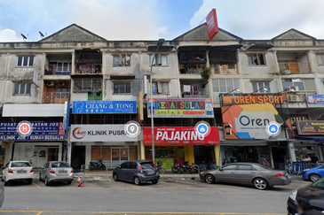 Pandan Indah Ground Floor & Mezzanine Floor Facing Mainroad Easy Access 
