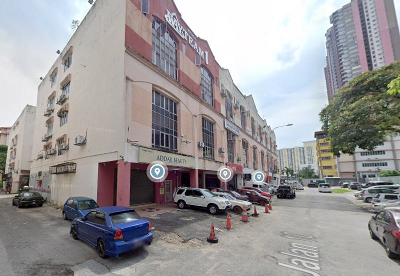 Setapak 3.5 Storey Semi-D Factory Facing Mainroad Easy Access 