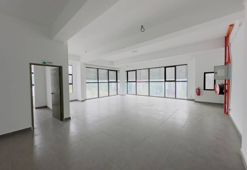 Kota Damansara Brand New 3 Storey Semi-D Factory Build up 7100sf 200AMP with Cargo Lift