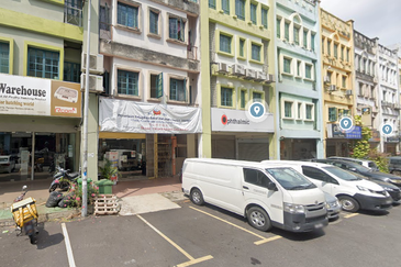 Pandan Perdana Ground Floor Shop 22x75 Many Parking Space