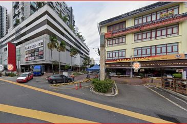 Platinum Walk Big Corner Shop Next to Setapak Central Mall Great Location