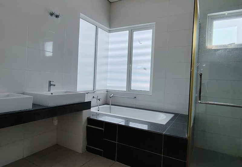 Laman Vista Alam, Setia Alam, Bandar Bukit Raja Klang - Semi Detached for Sale