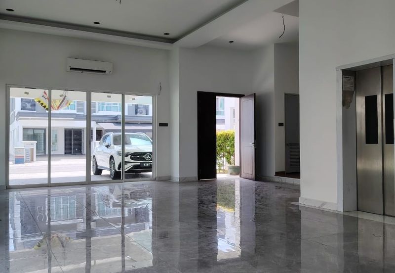 Laman Vista Alam, Setia Alam, Bandar Bukit Raja Klang - Semi Detached for Sale