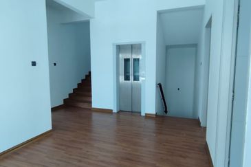 Laman Vista Alam, Setia Alam, Bandar Bukit Raja Klang - Semi Detached for Sale