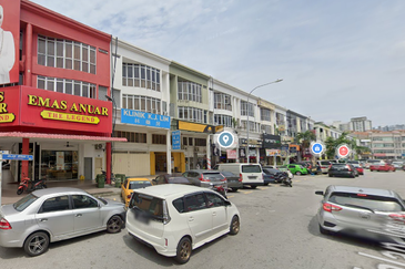Medan Idaman 2 Storey (Ground + Mezzanine Floor) Shop 