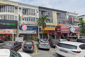 Medan Idaman 2 Storey (Ground + Mezzanine Floor) Shop 