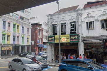 City Centre Jalan Tun H S Lee  PRE WAR Building Ground Floor Shop Facing Mainroad Near RHB Bank