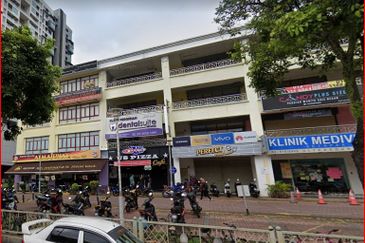 Platinum Walk Ground Floor Shop Endlot Great Location 