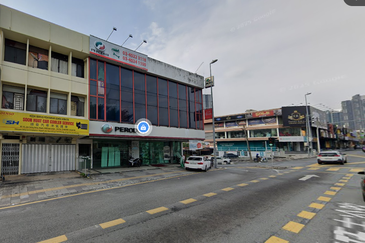 Jalan Genting Kelang 3 storey Corner Shop-Office Facing Mainroad Whole Block RM19000