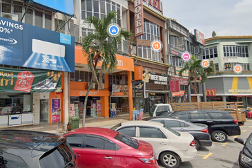 Medan Idaman (Ground Floor+ Mezzanine Floor ) Shop 