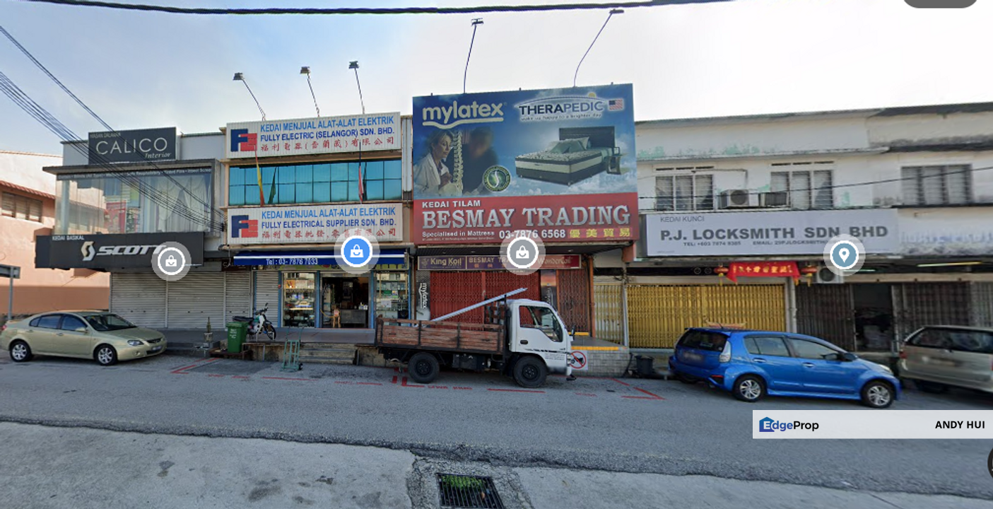 PJ SS2 Double Storey Shop office Facing Mainroad Opposite Restaurant Ipoh Road Yong Tow Foo, Selangor, SS2