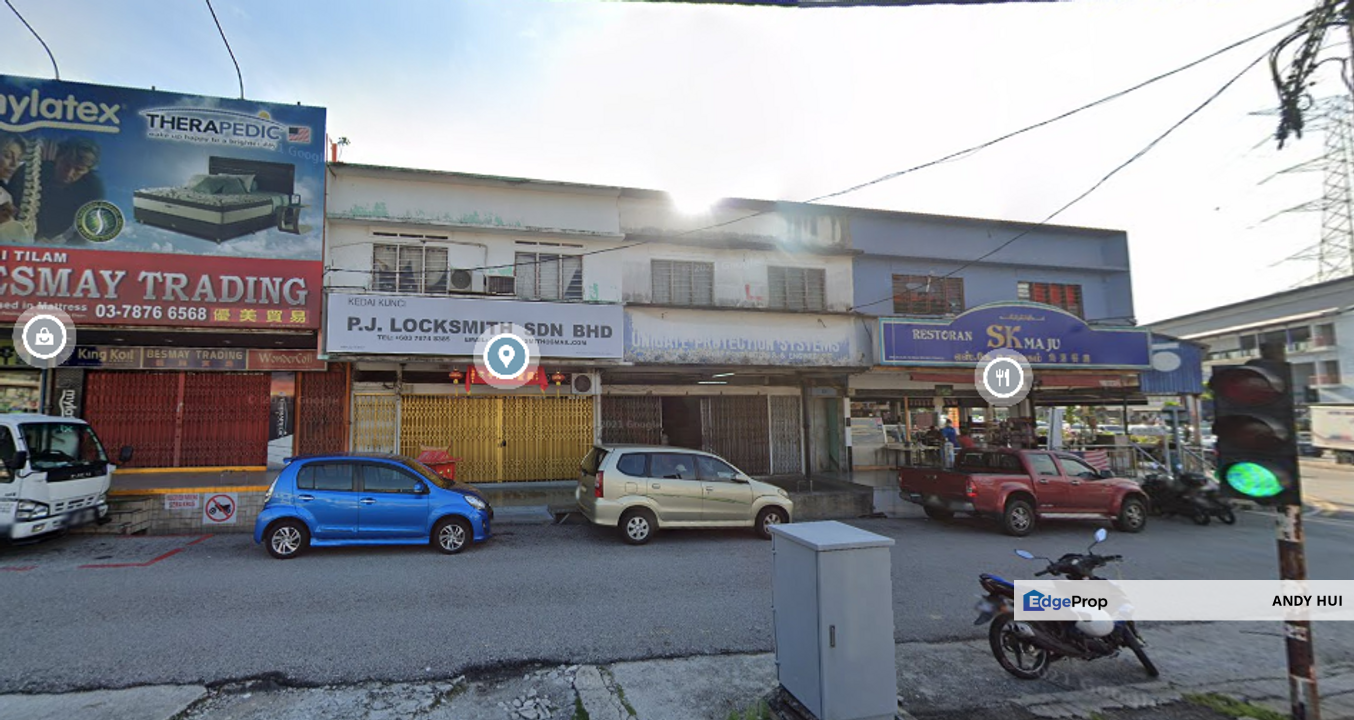 PJ SS2 Double Storey Shop office Facing Mainroad Opposite Restaurant Ipoh Road Yong Tow Foo, Selangor, SS2