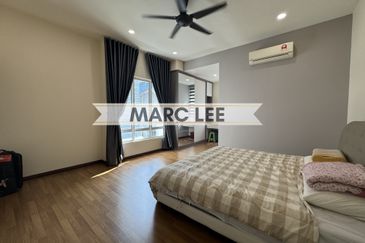 The Zen Bungalow, 3.5 Storey, With Lift, Full Furnished, Rooftop Terrace, Jalan Batu Uban 5, Gelugor