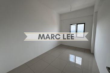 Glisten Hill Condominium @ Juru