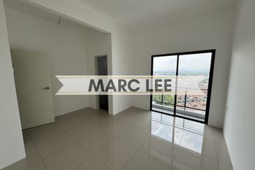 Glisten Hill Condominium @ Juru