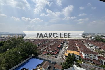 Glisten Hill Condominium @ Juru