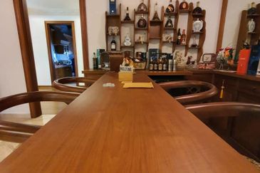 Laman Ara Damanara. Exclusively renovated to perfection.