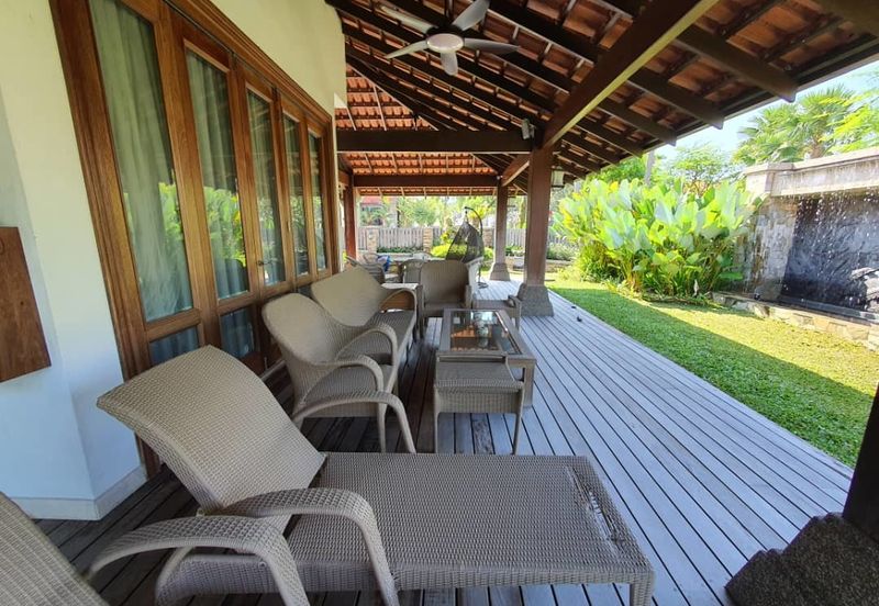 Laman Ara Damanara. Exclusively renovated to perfection.