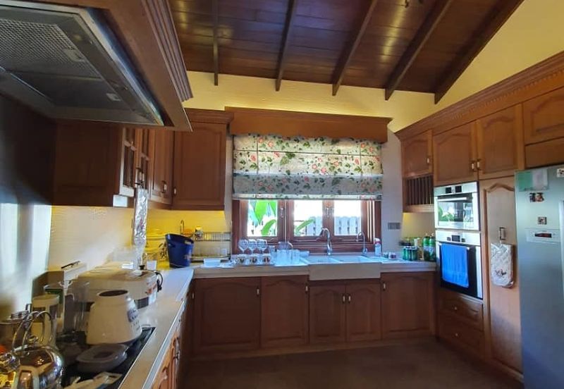 Laman Ara Damanara. Exclusively renovated to perfection.