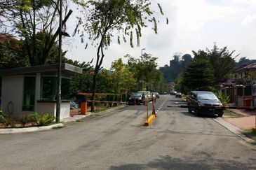 Seksyen 11, Kota Damansara