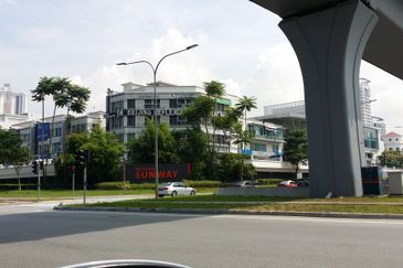 Seksyen 11, Kota Damansara