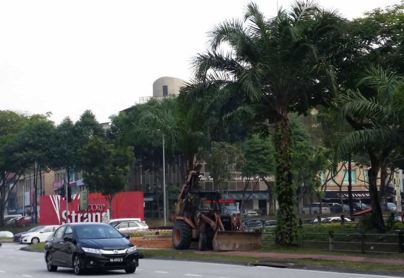 Seksyen 11, Kota Damansara