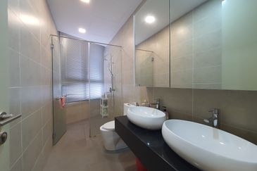 KL Gateway Premium Residence