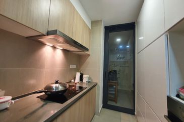 KL Gateway Premium Residence