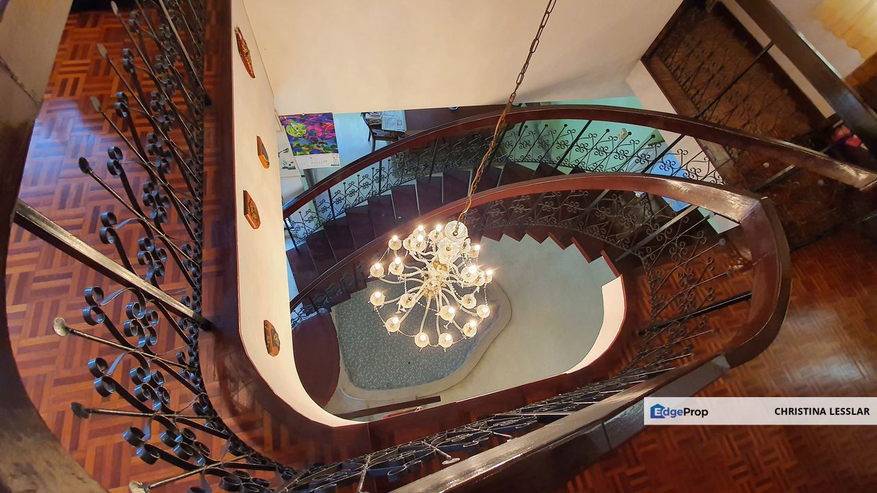 Below Market Price Bunga Anggerik 2 Bungalow, Selangor, Shah Alam