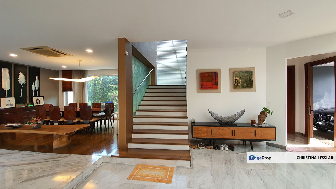 Pinggiran Golf Saujana Shah Alam Bungalow for Sale, Selangor, Saujana 