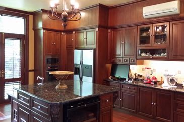 Awesome Kenny Hills Bungalow for Sale