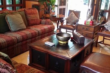 Awesome Kenny Hills Bungalow for Sale